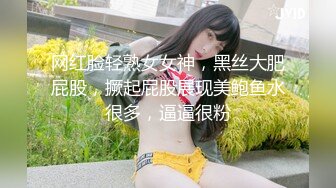 大二兼职美女终于被色魔摄影师忽悠脱光光成功打炮