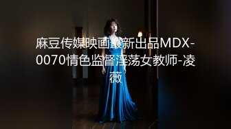 藏身女厕赤裸裸的拍脸拍逼有美女有极品逼