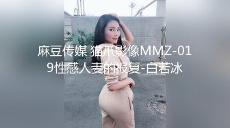 【新片速遞】  眼镜熟女妈妈紫薇 我是贱逼 骚母狗 烂母狗 这阿姨有多恨自己的大骚逼 用高跟鞋啪啪打逼 淫话不停 