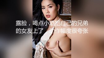 ktv开战，边唱边干，妙不可言。