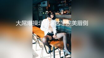 黑丝熟女妈妈 这样的阿姨你能把握的住吗 年纪这么大了淫水还这么多 操起来一定会很爽