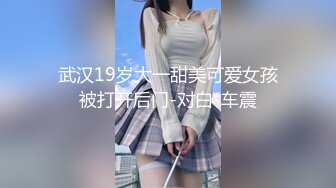 商场女厕近距离偷窥牛仔n短裤少妇的多毛小黑鲍