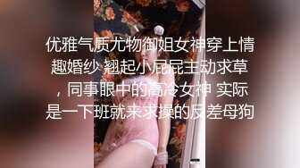 非常可爱的小姑娘